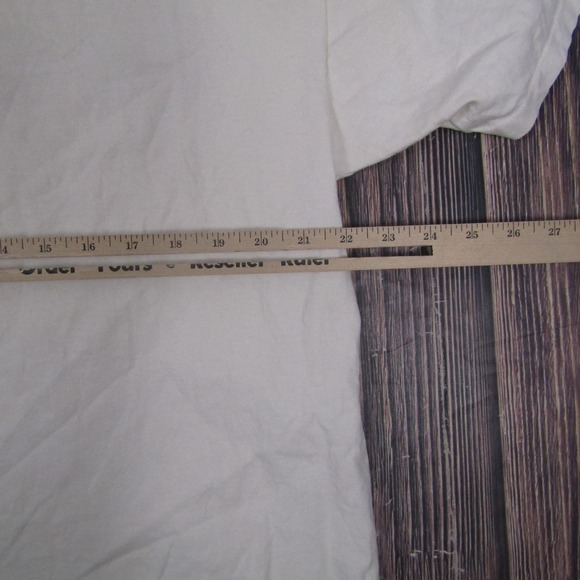 Vintage Hanes Waikiki Hawaii Shirt Mens XL White Travel Beach Cat Graphic Tee - Picture 4 of 5